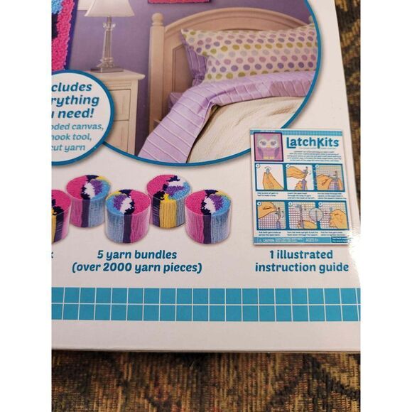 LatchKits- Owl Mini Rug Kit- NIP - Picture 4 of 5